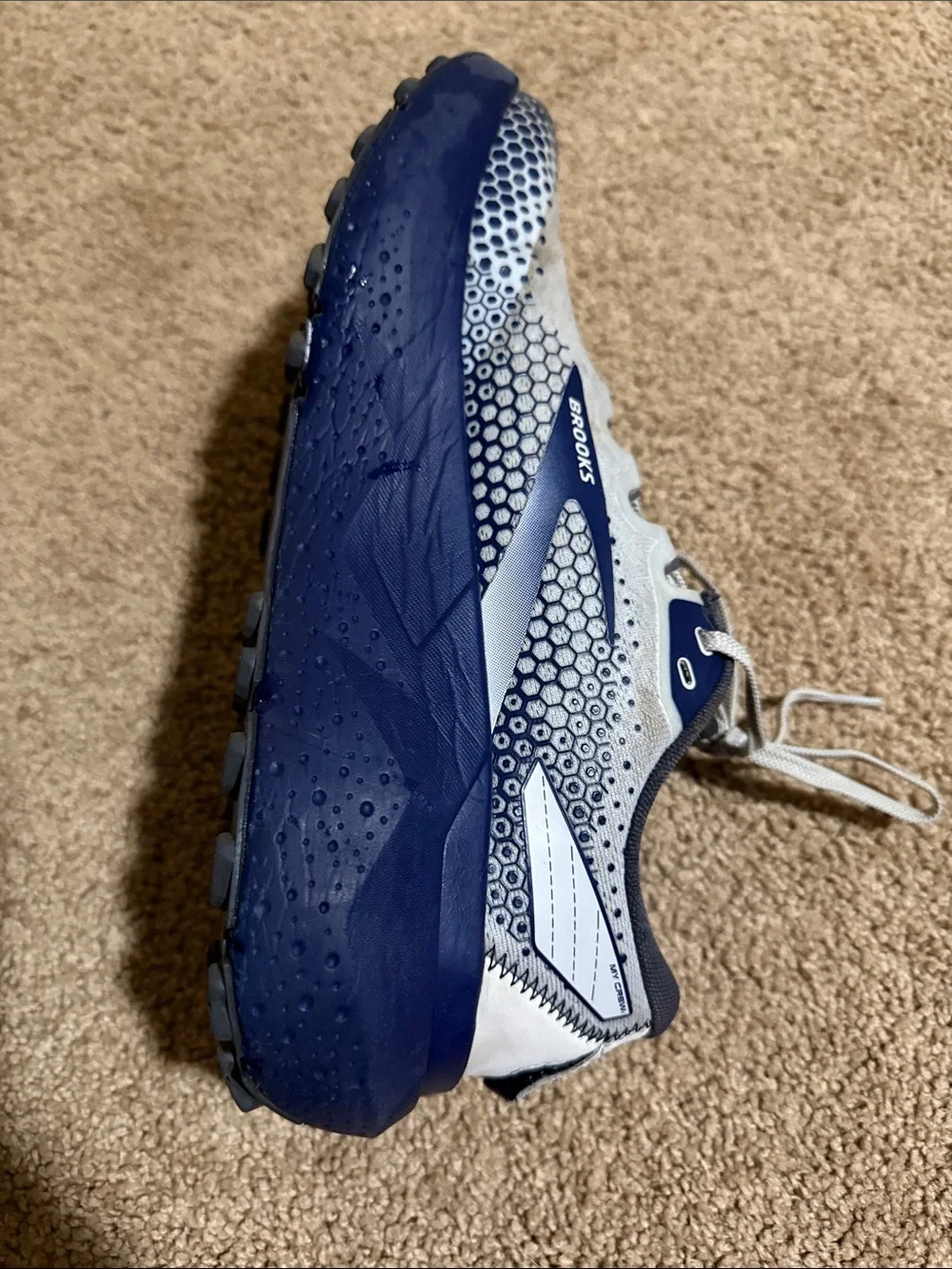 Brooks Men’s White and Blue Athletic Running Shoes